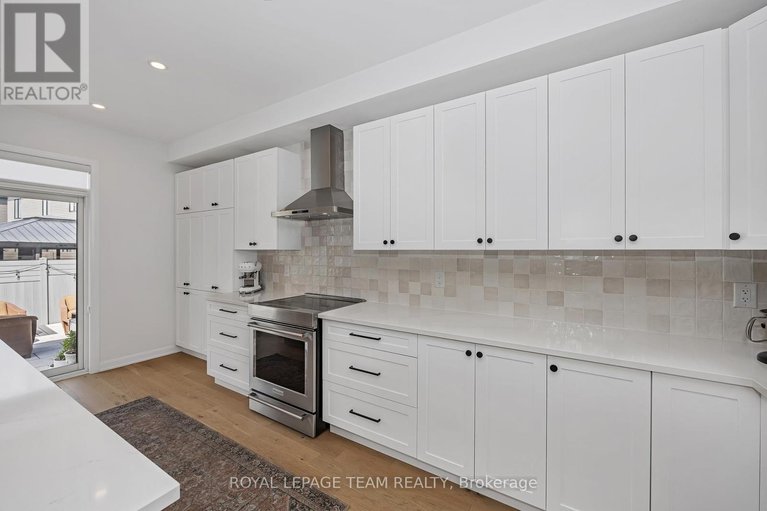 28583920/726-coast-circle/mahogany-community/ottawa/ontario/K4M0N2_20