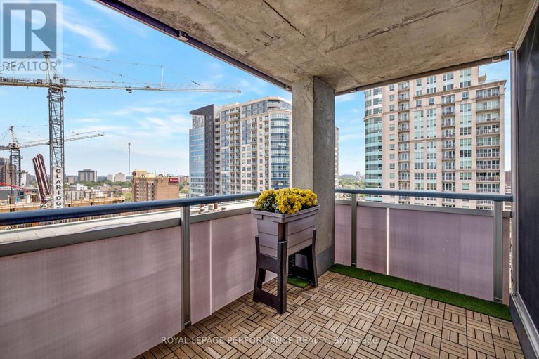 29535481/1905-160-george-street/lower-townbyward-market/ottawa/ontario/K1N9M2_33