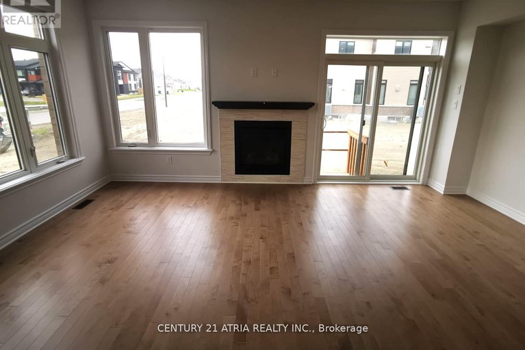 28925763/534-triangle-street/emerald-meadowstrailwest/ottawa/ontario/K2S1E7_5