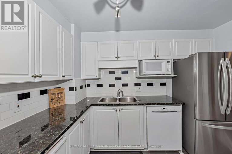 29307486/52-kenmare-place/cedargrovefraserdale/ottawa/ontario/K2J3L9_15