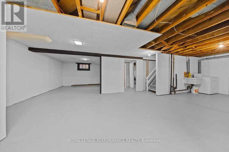 29083781/234-knox-crescent/riverview-park/ottawa/ontario/K1G0K8_30