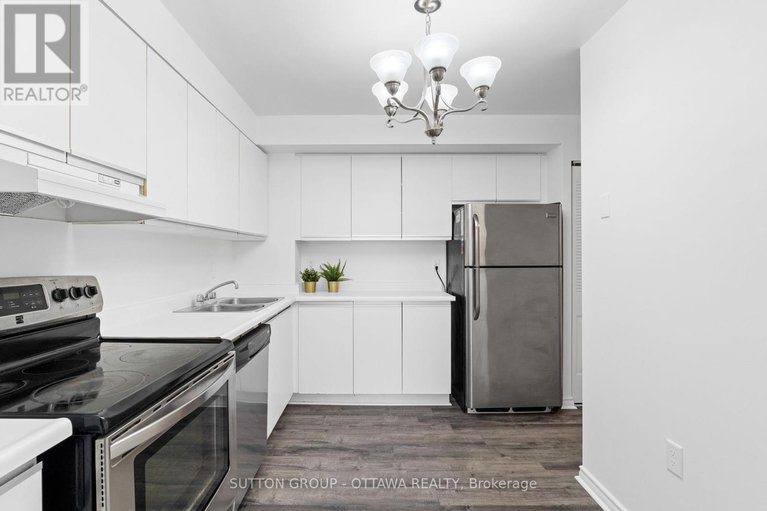 28457125/1111-2760-carousel-crescent/emerald-woodssawmill-creek/ottawa/ontario/K1T2N4_16
