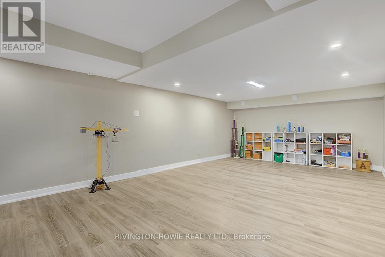 29084364/4-conductor-avenue/stittsville-central/ottawa/ontario/K2S0S3_44