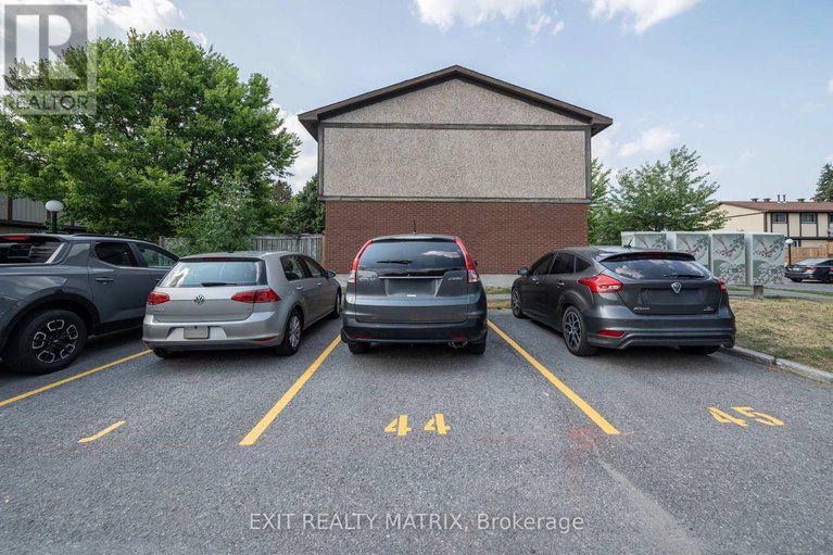 28776810/23-pickford-drive/katimavik/ottawa/ontario/K2L2C1_18