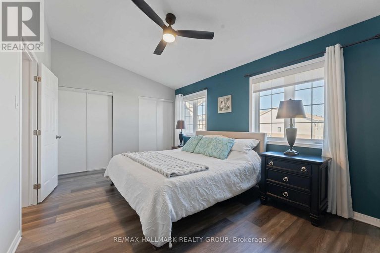 28985545/104-esterbrook-drive/mer-bleuebradley-estatesanderson-park/ottawa/ontario/K1W0A9_22