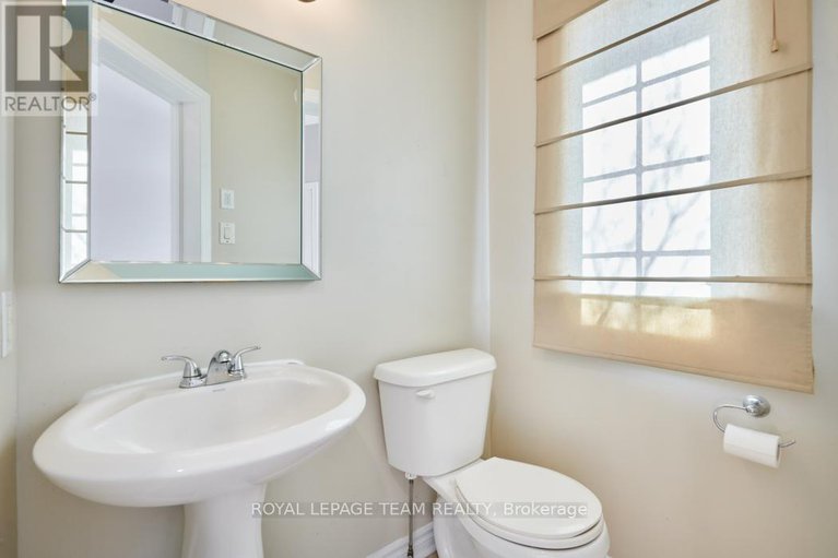 29406955/541-salzburg-drive/notting-hillsummerside/ottawa/ontario/K4A0C6_15