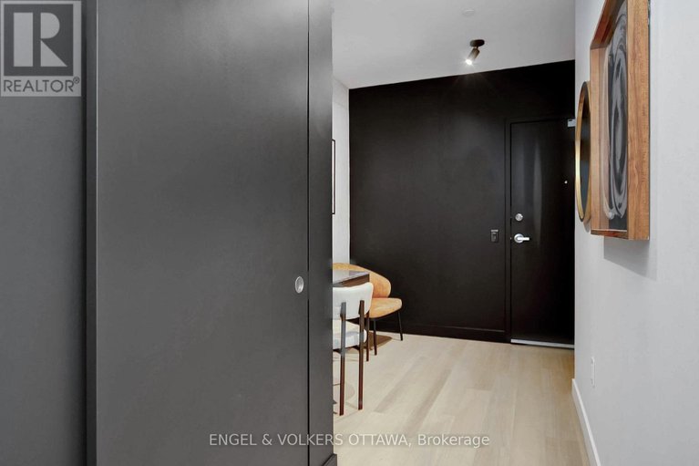 29437309/217-10-james-street/ottawa-centre/ottawa/ontario/K2P1T2_10