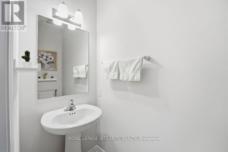 29586151/605-enclave-lane/town-of-rockland/clarence-rockland/ontario/K4K0M8_20