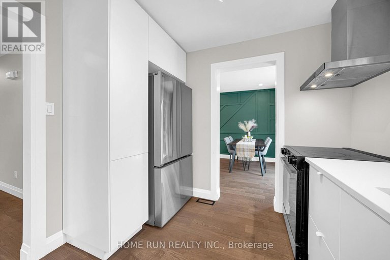 29108285/43-rothesay-drive/glencairnhazeldean/ottawa/ontario/K2L1N6_29