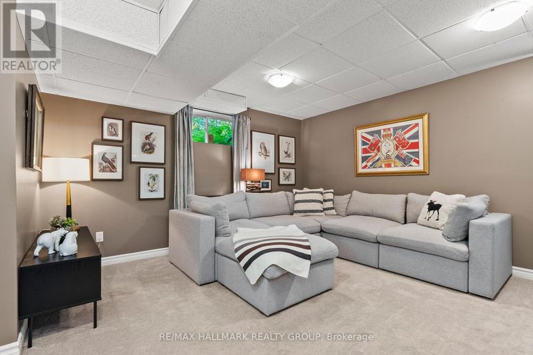 28797627/17-anthony-curro-drive-drive/north-grenville-twp-kemptville-east/north-grenville/ontario/K0G1J0_22