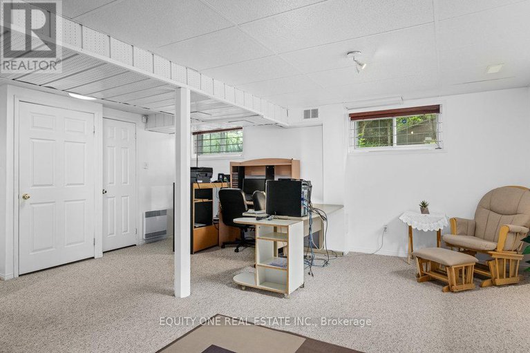 28495374/542-sirois-avenue/overbrookcastle-heights/ottawa/ontario/K1K1H4_43