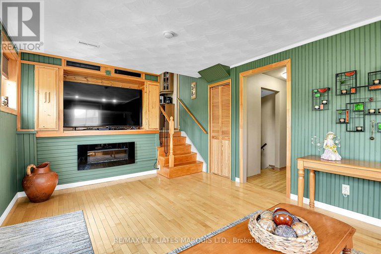 28596451/11-ault-drive/south-stormont/ontario/K0C1M0_21