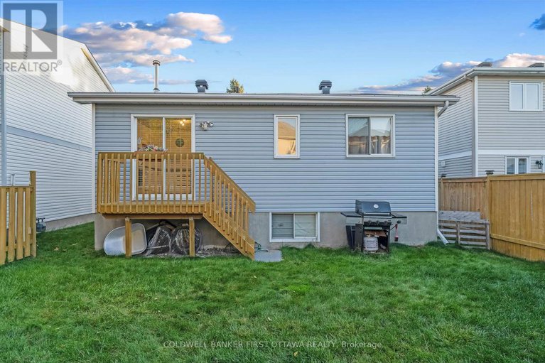 29052302/1511-shawinigan-street/fallingbrookridgemount/ottawa/ontario/K4A2L9_26