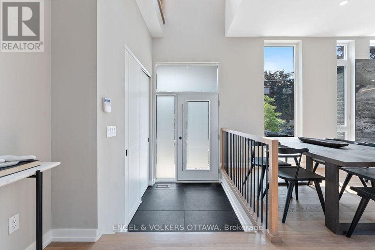 29426173/261-dovercourt-avenue/westborohampton-park/ottawa/ontario/K1Z5P5_2