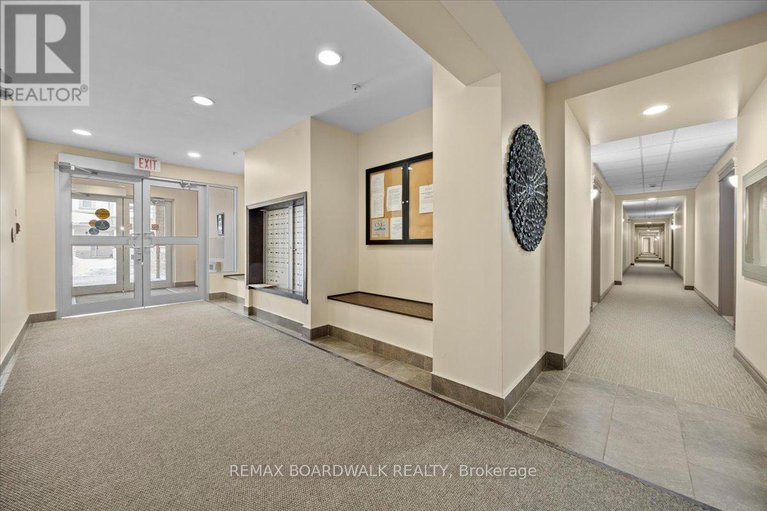 29439623/414-141-potts-private/notting-hillsummerside/ottawa/ontario/K4A0X9_32