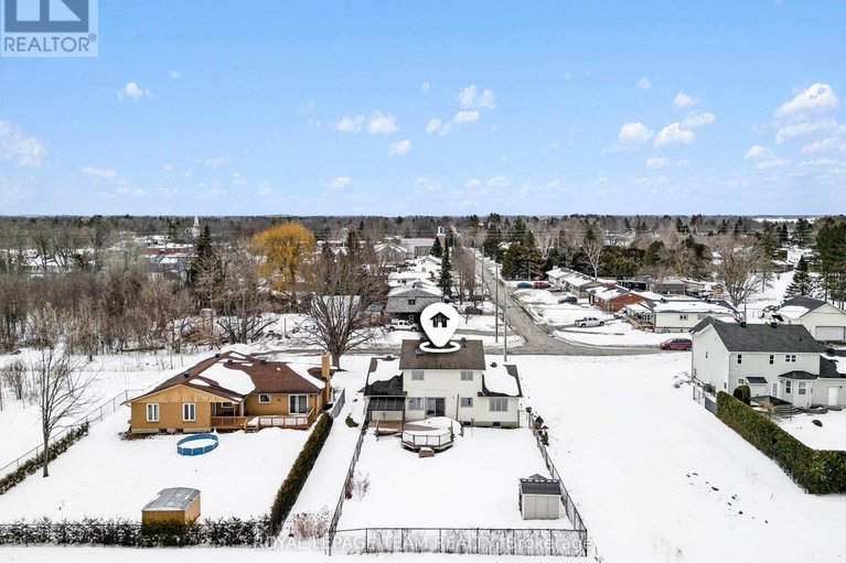 29407944/89-queen-charlotte-street/richmond/ottawa/ontario/K0A2Z0_34