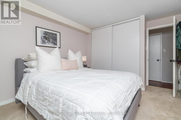 29332901/201-6376-bilberry-drive/orleans-wood/ottawa/ontario/K1C4P6_22