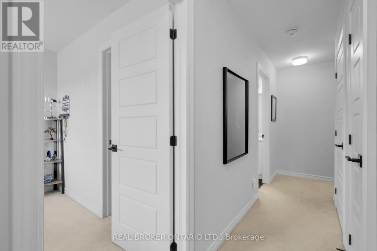 29642314/405-pilot-private/emerald-meadowstrailwest/ottawa/ontario/K2V0S3_15