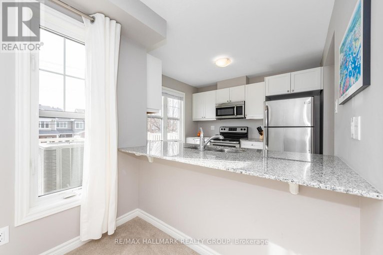 29586144/1891-maple-grove-road/stittsville-north/ottawa/ontario/K2S1B9_22
