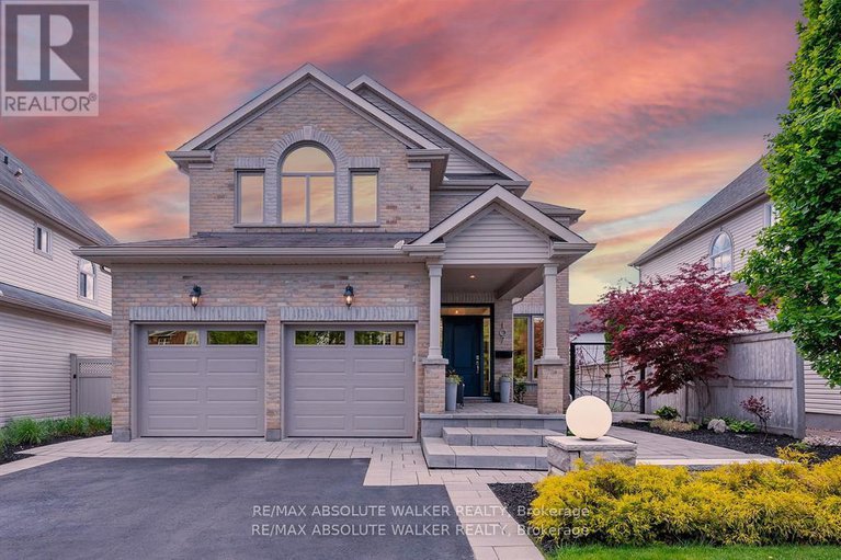 28644323/107-joshua-street/mer-bleuebradley-estatesanderson-park/ottawa/ontario/K1W0A2_1