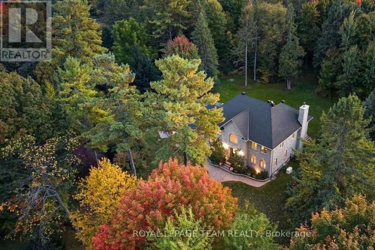 28929750/51-marchvale-drive/rural-kanata-central/ottawa/ontario/K2W1C1_40