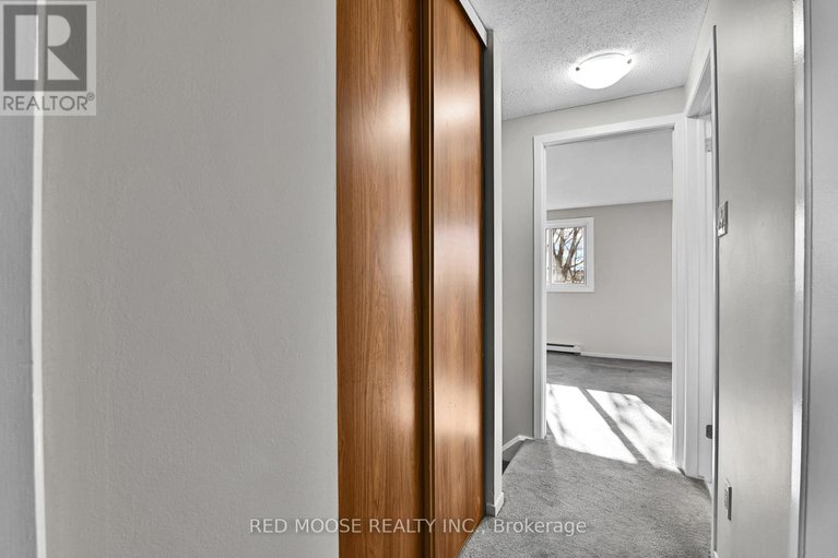 29074227/69-2970-olympic-way/blossom-parkleitrim/ottawa/ontario/K1T1Y4_26