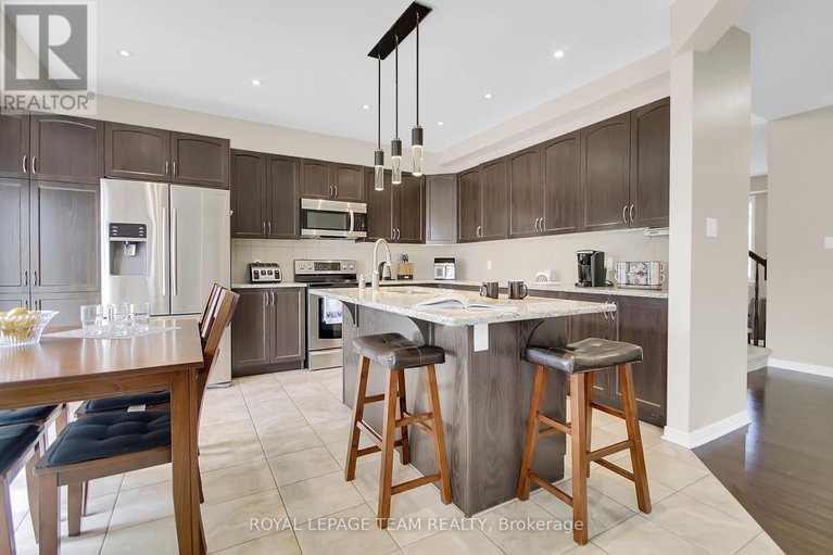 28640843/217-balikun-heights/emerald-meadowstrailwest/ottawa/ontario/K2V0A6_15