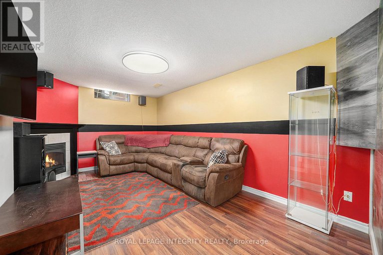 28477061/79-woodford-way/longfields/ottawa/ontario/K2J4C2_24