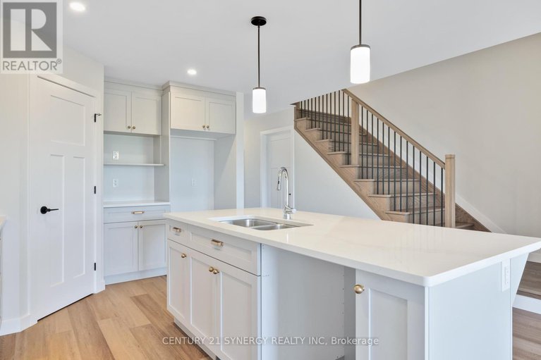28643716/15-helen-street/north-stormont-finch-twp/north-stormont/ontario/K0A1R0_12