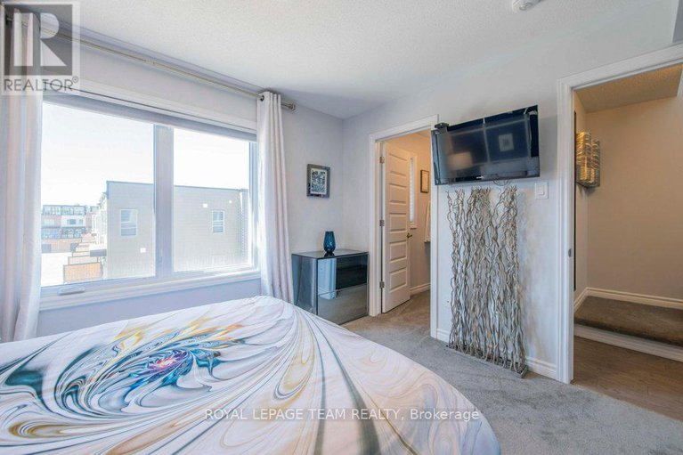 28849103/1448-hemlock-road/cfb-rockcliffe-and-area/ottawa/ontario/K1K4Z8_17
