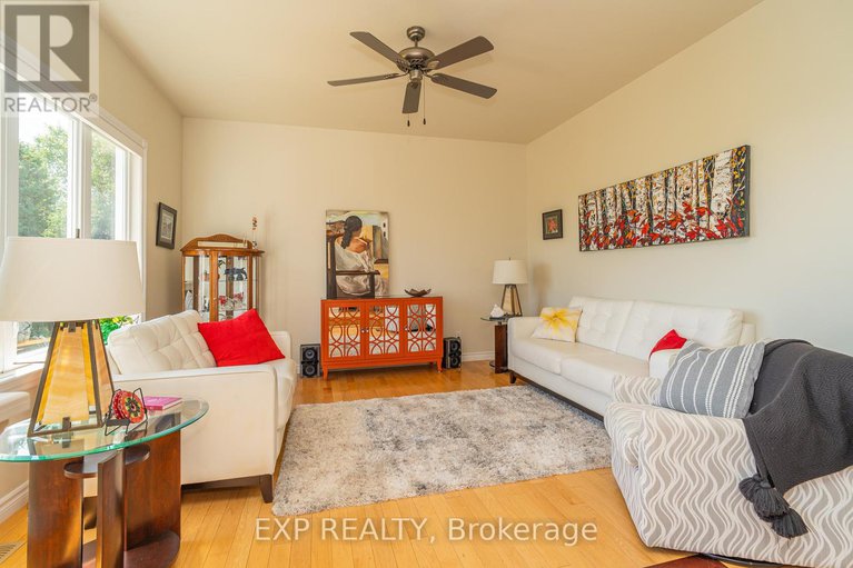 28790575/3403-gendron-road/clarencerockland-twp/clarence-rockland/ontario/K0A2A0_18