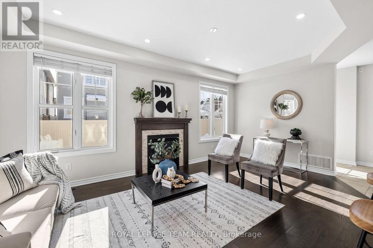 29366438/1001-shimmerton-circle/emerald-meadowstrailwest/ottawa/ontario/K2M0L4_6