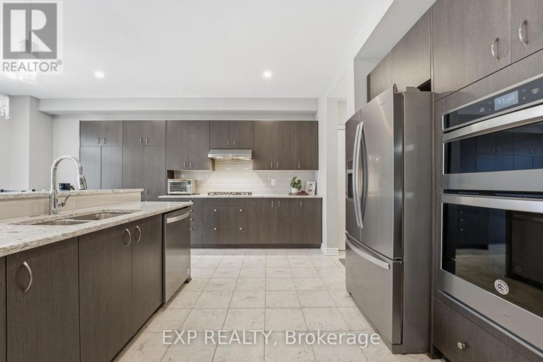 29231076/118-discovery-crescent/stittsville-north/ottawa/ontario/K2S0Z9_15