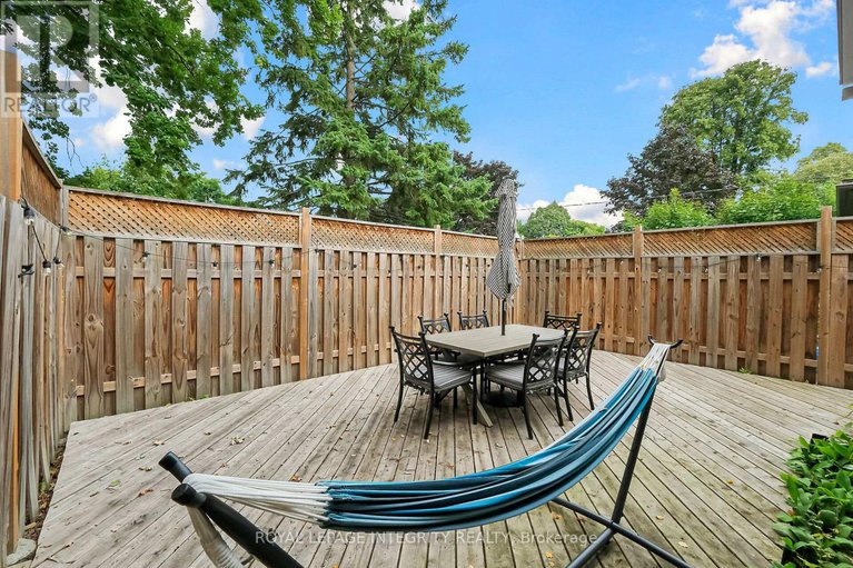 28810538/840-cork-street/elmvale-acres/ottawa/ontario/K1G1Y2_50