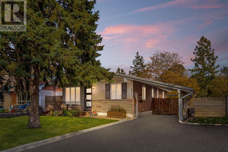 28965261/2219-audrey-avenue/hawthorne-meadows/ottawa/ontario/K1G1L3_1