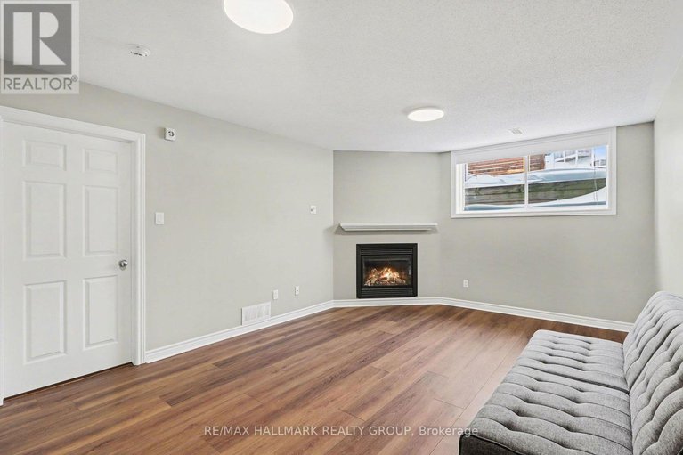 29402756/255-wildcliff-way/avalon-east/ottawa/ontario/K4A0L4_24