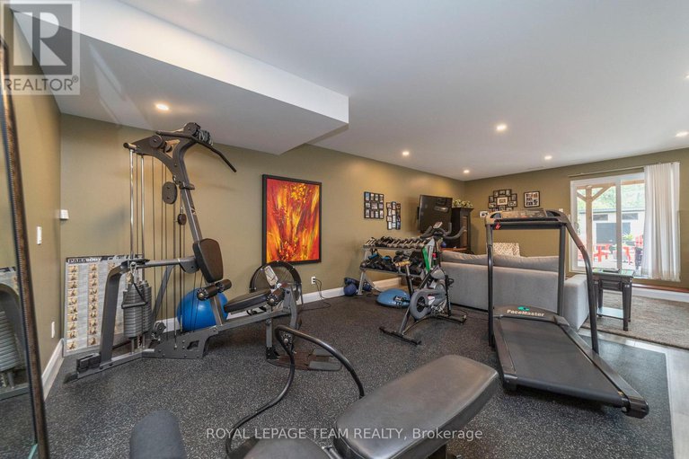 28679095/51-aylen-avenue/woodroffe/ottawa/ontario/K2A3P6_38