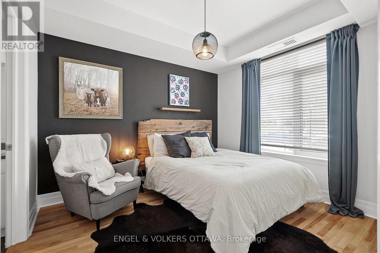 28281502/107-950-marguerite-avenue/overbrook/ottawa/ontario/K1K3T8_13