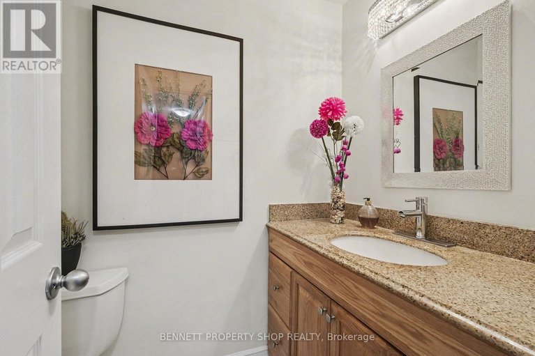 29640988/156-rutherford-court/beaverbrook/ottawa/ontario/K2K1N6_11