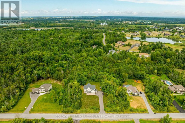 28741167/549-osmond-daley-drive/huntley-ward-south-east/ottawa/ontario/K0A1L0_2