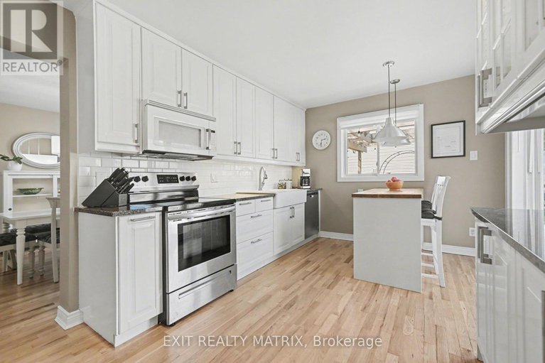 29667143/1583-sunview-drive/orleanssunridge/ottawa/ontario/K1C5A6_13