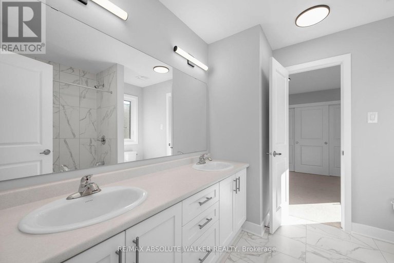 29090104/584-paakanaak-avenue/blossom-parkkemp-parkfindlay-creek/ottawa/ontario/K1X0J6_23