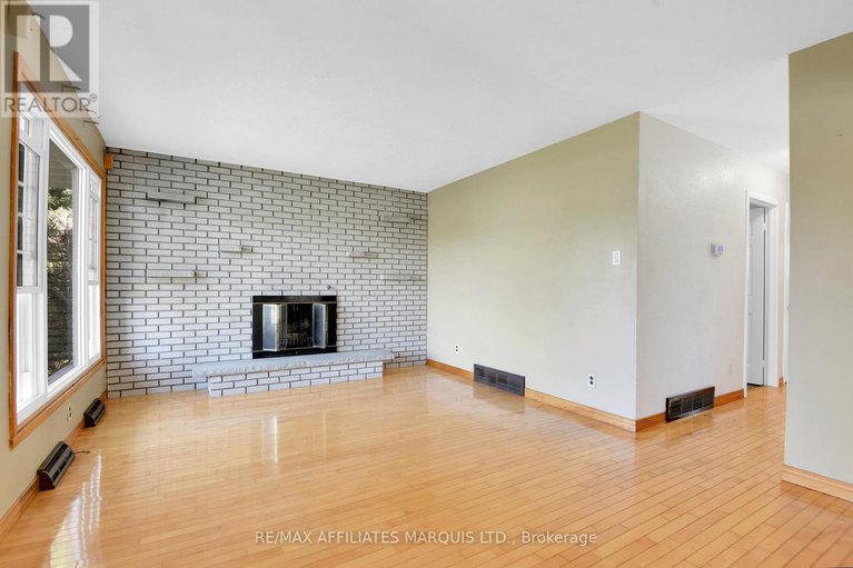 28820008/20334-third-st-gv-street/south-glengarry-charlottenburgh-twp/south-glengarry/ontario/K0C1L0_3