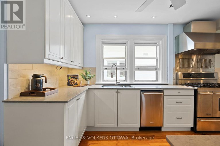 28607993/30-belmont-avenue/old-ottawa-southrideau-gardens/ottawa/ontario/K1S0V1_10