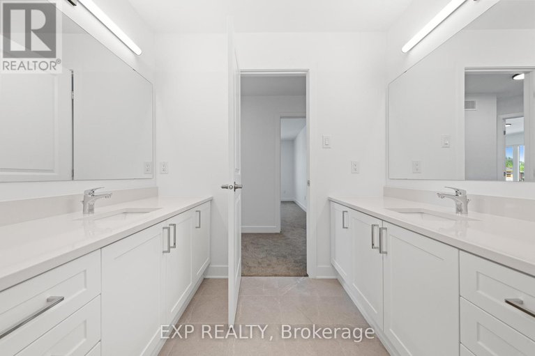 28541912/804-ninaatik-place/blossom-parkkemp-parkfindlay-creek/ottawa/ontario/K1X0J7_35