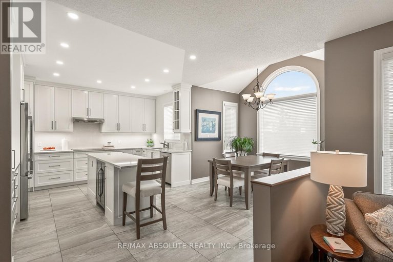 29673887/26-franklin-cathcart-crescent/stittsville-south/ottawa/ontario/K2S2A7_12