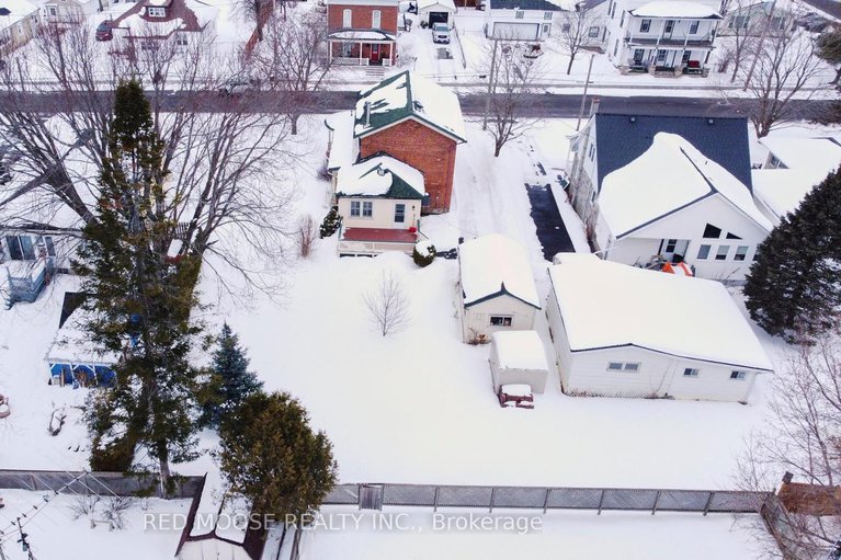 29413617/489-fred-street/winchester/north-dundas/ontario/K0C2K0_40