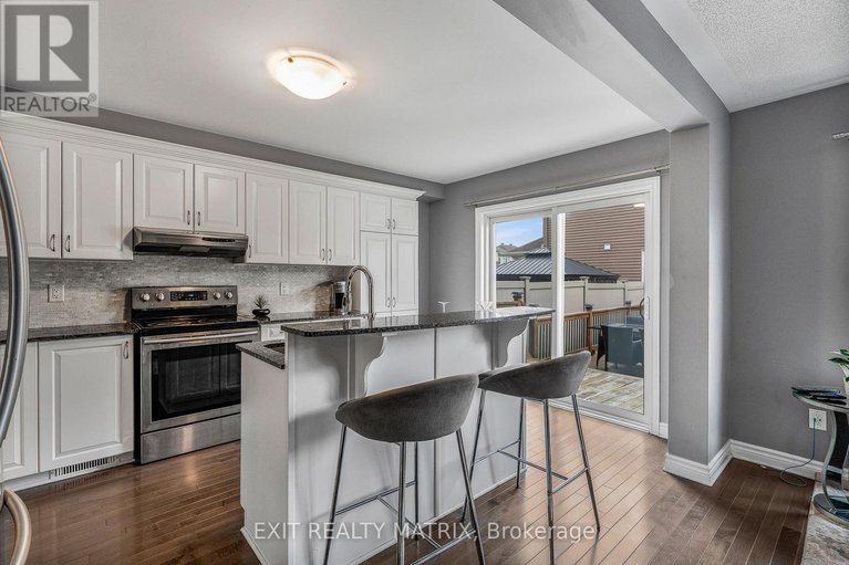 28923461/700-magnolia-street/avalon-west/ottawa/ontario/K4A3W4_13