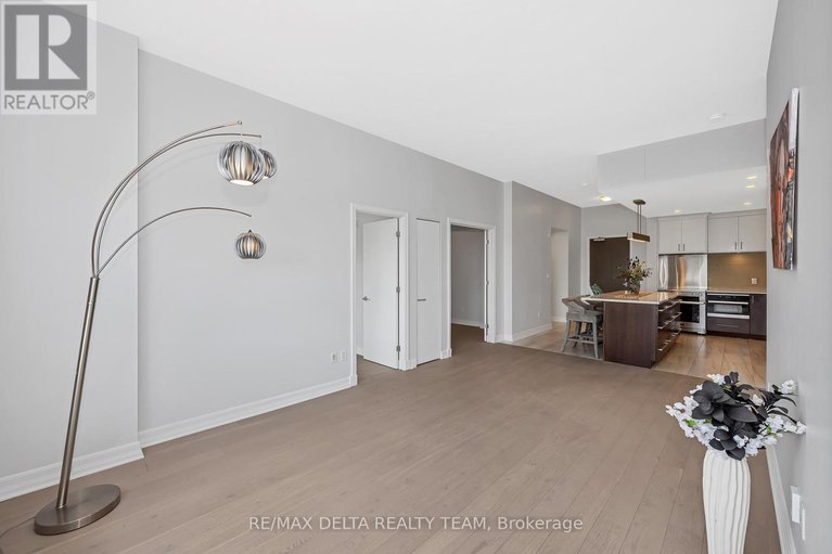 29431366/1202-200-besserer-street/sandy-hill/ottawa/ontario/K1N0A7_16