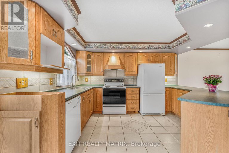 28991859/29-louise-crescent/embrun/russell/ontario/K0A1W0_9